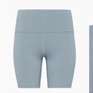 Aritzia biker shorts
